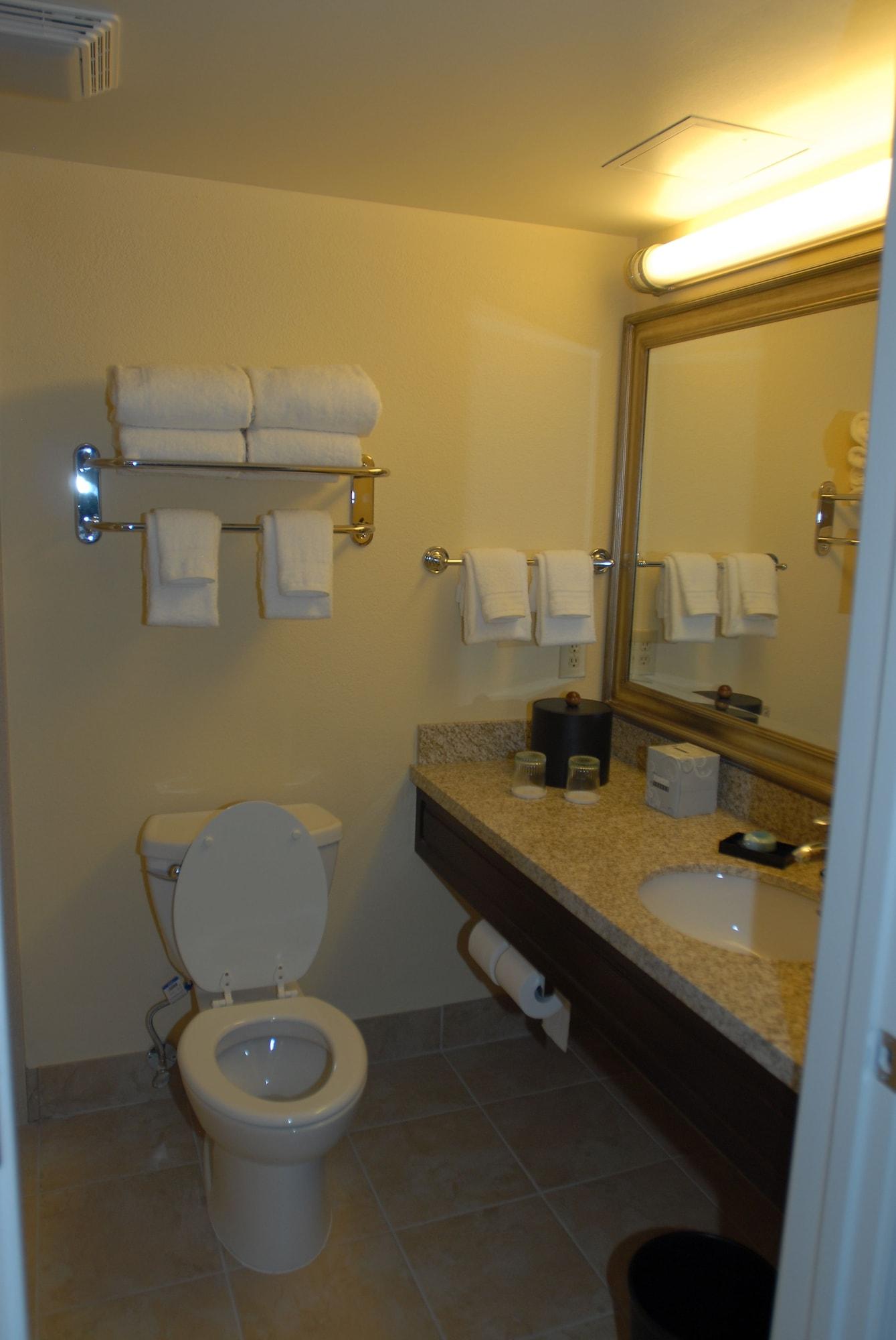 Aqua Beach Inn Myrtle Beach Bagian luar foto