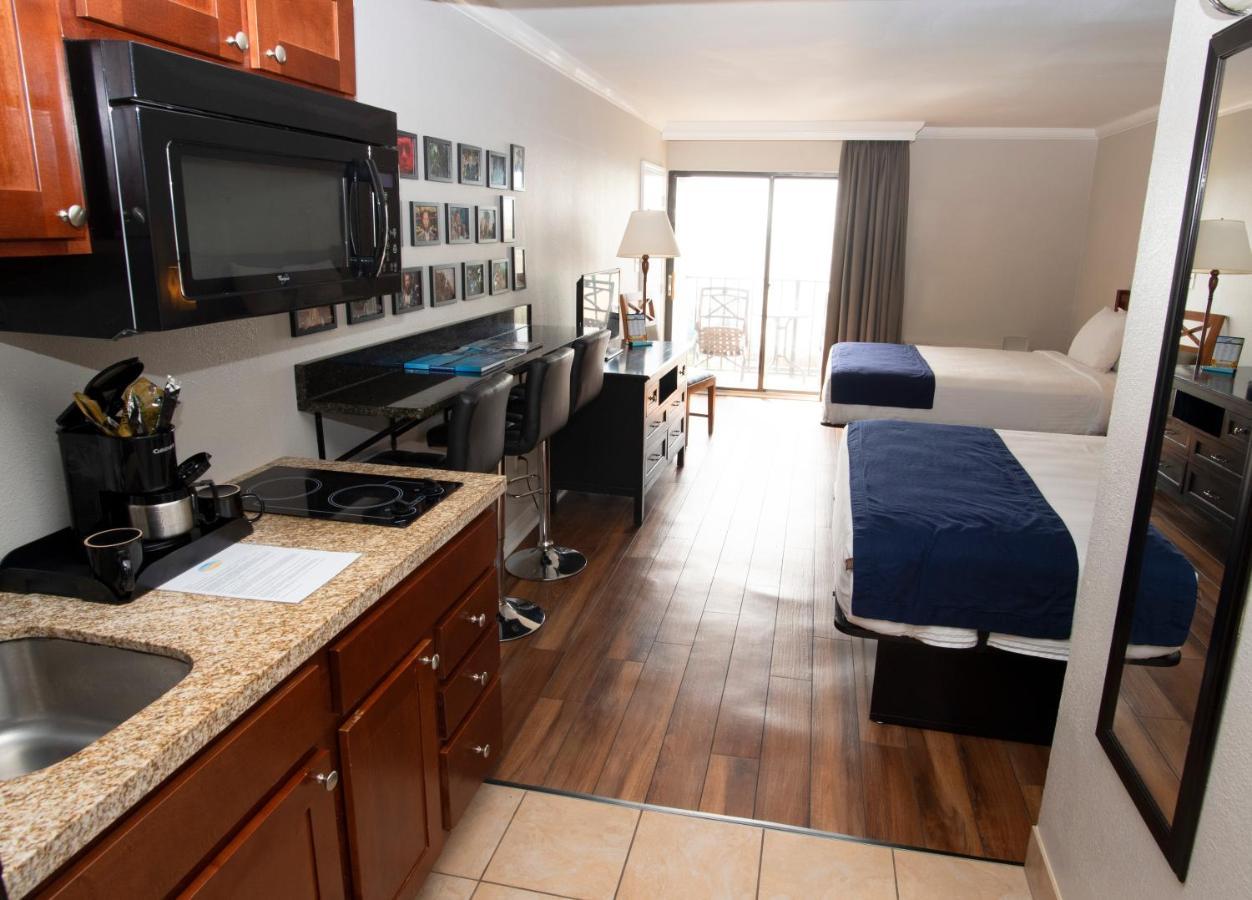 Aqua Beach Inn Myrtle Beach Bagian luar foto