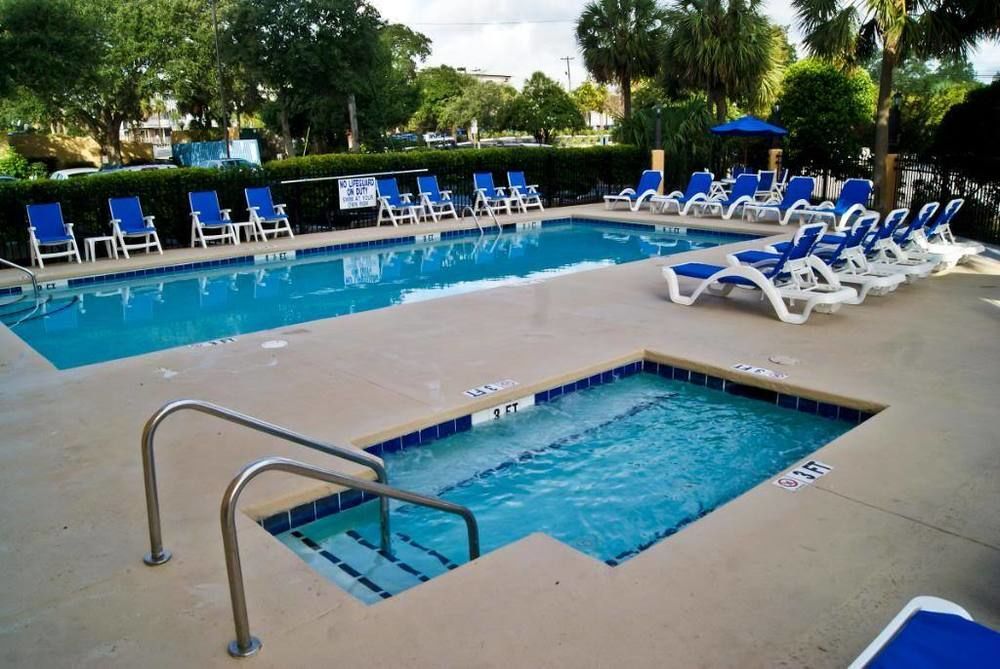 Aqua Beach Inn Myrtle Beach Bagian luar foto